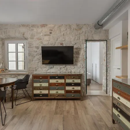 Casa Columba - Adults Only 4 Star Boutique Hotel With Outdoor Pool & Private Garden Μακάρσκα