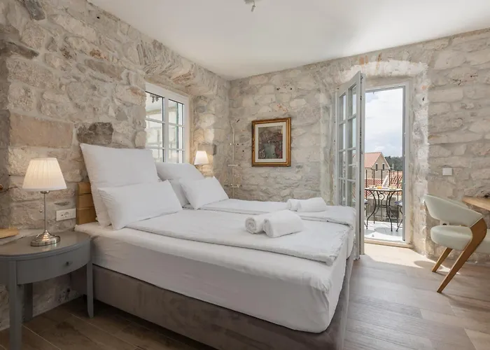 Casa Columba - Adults Only 4 Star Boutique With Outdoor Pool & Private Garden Makarska