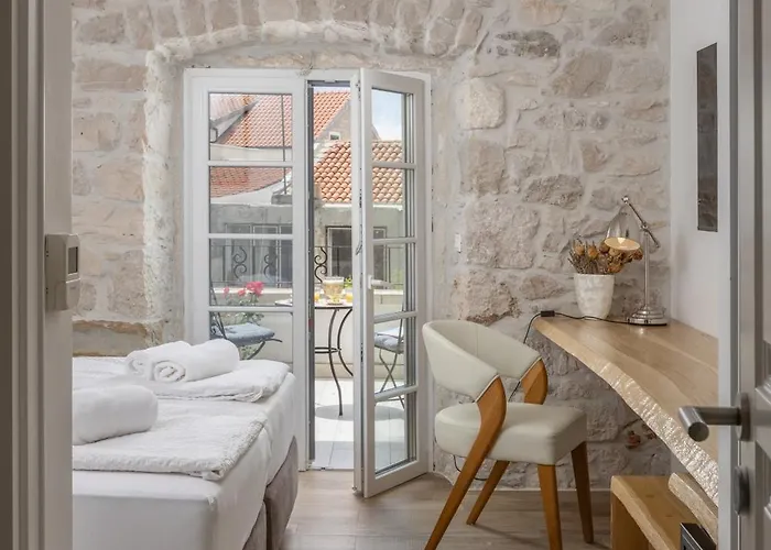 Casa Columba - Adults Only 4 Star Boutique With Outdoor Pool & Private Garden 4*