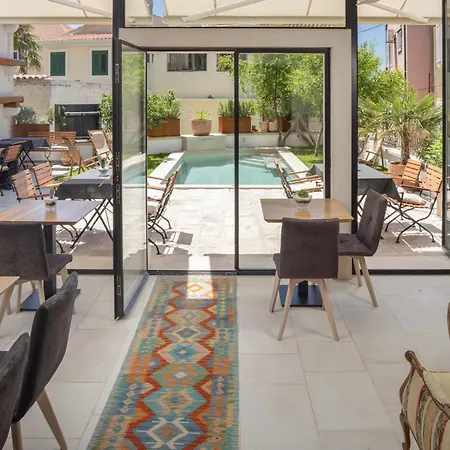 Casa Columba - 4 Star Design Boutique With Outdoor Pool & Private Garden (adults Only) 4*