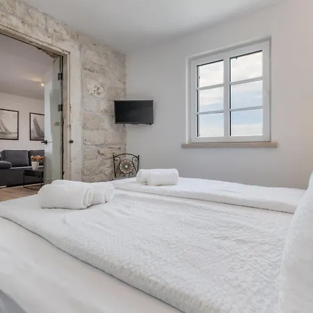 Casa Columba - Adults Only 4 Star Boutique With Outdoor Pool & Private Garden Makarska
