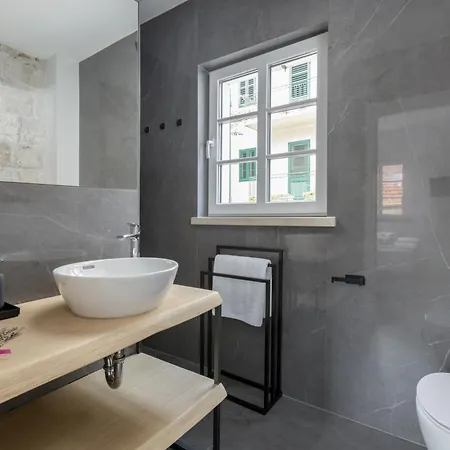 게스트하우스 New - Casa Columba - 4 Star Design Boutique With Outdoor Pool & Private Garden (adults Only) 마카르스카