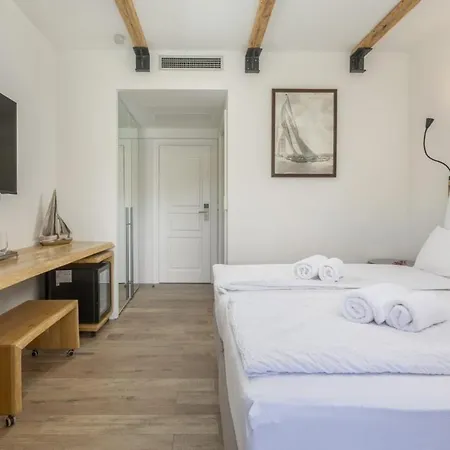 Guest house New - Casa Columba - 4 Star Design Boutique With Outdoor Pool & Private Garden (adults Only)