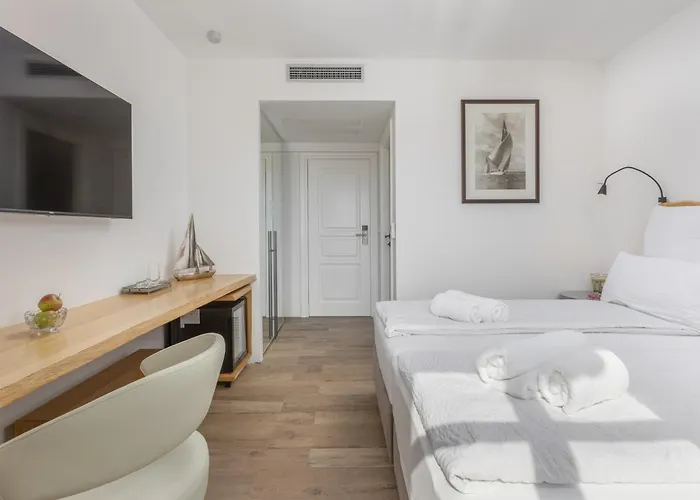 게스트하우스 Casa Columba - Adults Only 4 Star Boutique With Outdoor Pool & Private Garden 마카르스카