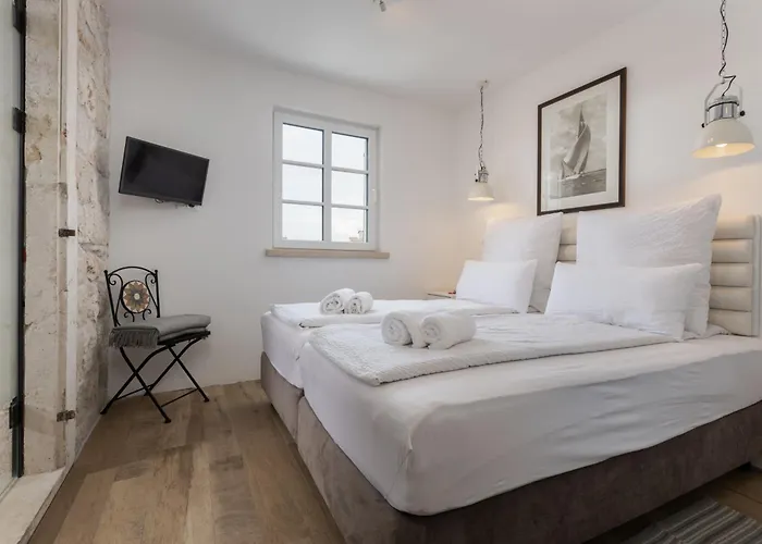 Casa Columba - Adults Only 4 Star Boutique With Outdoor Pool & Private Garden 4*