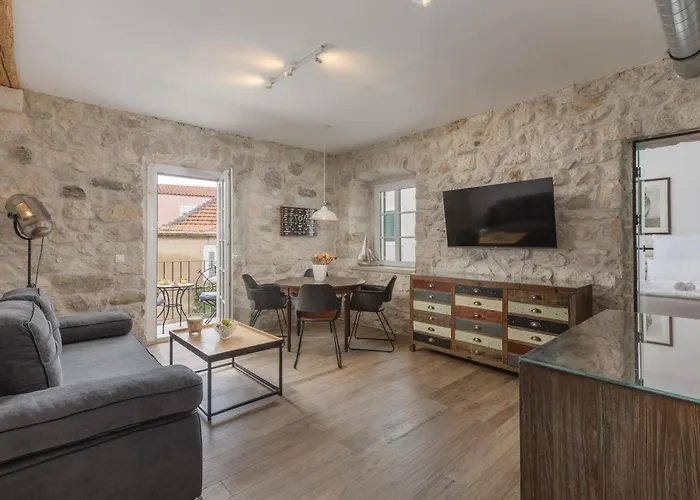 게스트하우스 Casa Columba - Adults Only 4 Star Boutique With Outdoor Pool & Private Garden