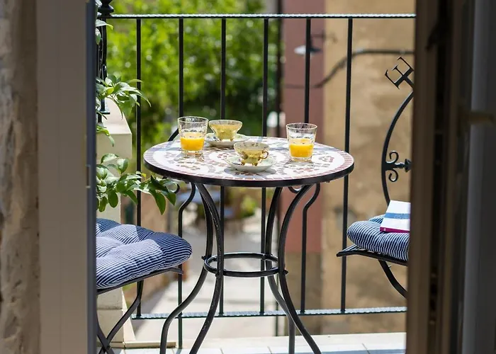 게스트하우스 Casa Columba - Adults Only 4 Star Boutique With Outdoor Pool & Private Garden 4*