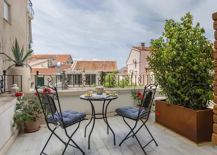 Casa Columba - Adults Only 4 Star Boutique With Outdoor Pool & Private Garden 게스트하우스 4*