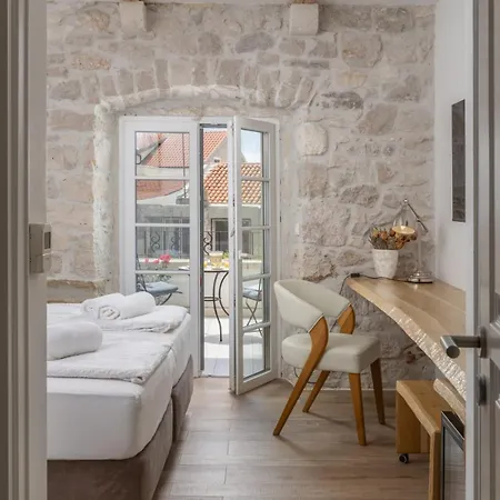 New - Casa Columba - 4 Star Design Boutique With Outdoor Pool & Private Garden (adults Only) マカルスカ
