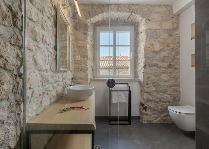 Casa Columba - Adults Only 4 Star Boutique With Outdoor Pool & Private Garden Гостьовий будинок