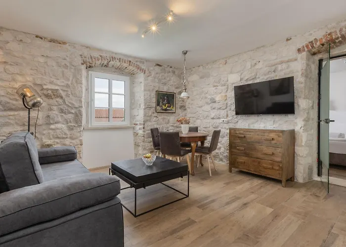 Гостьовий будинок Casa Columba - Adults Only 4 Star Boutique With Outdoor Pool & Private Garden