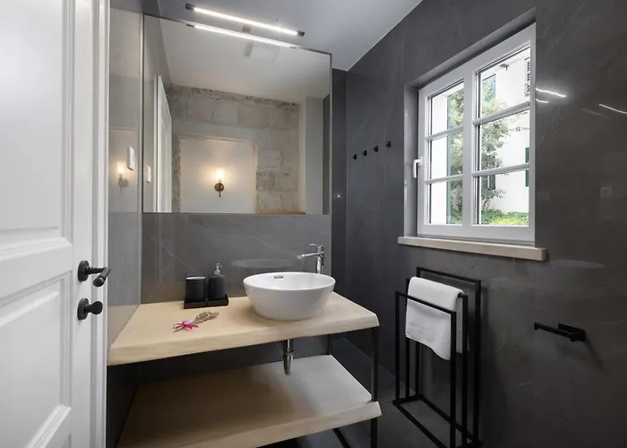 Casa Columba - Adults Only 4 Star Boutique With Outdoor Pool & Private Garden