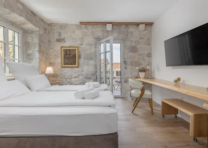 Гостьовий будинок Casa Columba - Adults Only 4 Star Boutique With Outdoor Pool & Private Garden